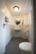 Mitten in Nidderau-Ostheim: Gleich 2 modernisierte Häuser + Hof + Scheune - - WC in der Scheune