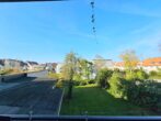 VERMIETET! Große, gemütliche 3,5 Zimmer Altbauwohnung mit Balkon - zentrale Lage Nähe TÜV Hanau - Blick vom Balkon
