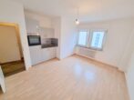 VERMIETET! Neu renoviert! Gemütliches 1 Zimmer Apartment mit Kochnische- zentral in Niederrad - Blick ins Zimmer