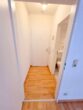 Neu renoviert! Kleines 1 Zimmer-Apartment mit neuer Singleküche - mitten in Offenbachs Fußgängerzone - Flurbereich