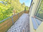 VERMIETET! Neu renoviert! 3-Zimmerwohnung mit 2 Balkonen + Wannenbad - ruhig in Bergen-Enkheim - der große Balkon A