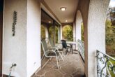 Prachtvolle Villa mit Schwimmbad und Parkgrundstück mit Teich - Hollywood-Feeling im Rheingau! - Ausschnitt Balkon
