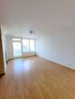 VERKAUFT! Sonniges 1-Zimmer Apartment- Balkon - ETW-Anlage in Frankfurt Nied - Blick ins Zimmer