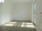VERMIETET! NEUBAU 2017! Schicke 2- Zimmer Wohnung mit Balkon + Einbauküche - Niederroden - Blick ins Schlafzimmer