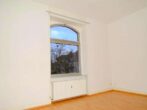 VERMIETET! Gemütliche 2 Zi Wohnung im Hochparterre geräumige Wohnküche - zentral in Heddernheim - Ausschnitt Schlafzimmer