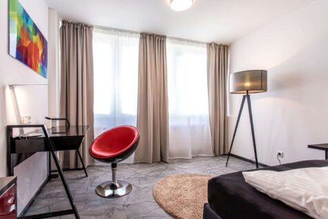 Ab Sofort – möbliertes Zimmer in moderner 6er WG – mitten im Bahnhofsviertel, 60329 Frankfurt am Main, Zimmer