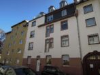 VERMIETET! Gemütliche 2 Zimmer mit Balkon + Blick auf die Niddawiesen - Rödelheim - Aussenansicht Haus