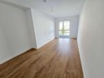 Richtig schick & Nagelneu : große 4-Zimmerwohnung mit großem Balkon - ruhig in Offenbach-Ost - Blick ins Zimmer B