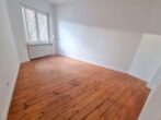 Großzügige 4 Zimmerwohnung mit Holzdielenboden + Balkon - WG geeignet - zentralst in Offenbach - Ausschnitt Zimmer A