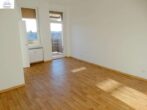 VERMIETET! Tolle 3,5 Zimmer Altbauwohnung mit Balkon - zentrale Lage Nähe TÜV Hanau - Ausschnitt Wohnzimmer
