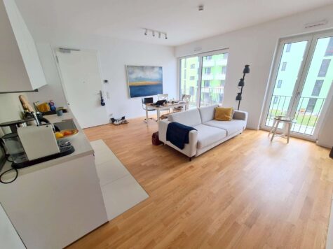 VERMIETET! Sonnige 2-Zimmer Wohnung mit 2 Balkonen, Parkett, Einbauküche- zentr. Ostend Lage, 60314 Frankfurt, Wohnung